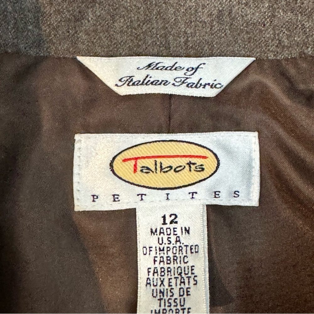 Talbots petite 100% Italian wool suit - Picture 5 of 15